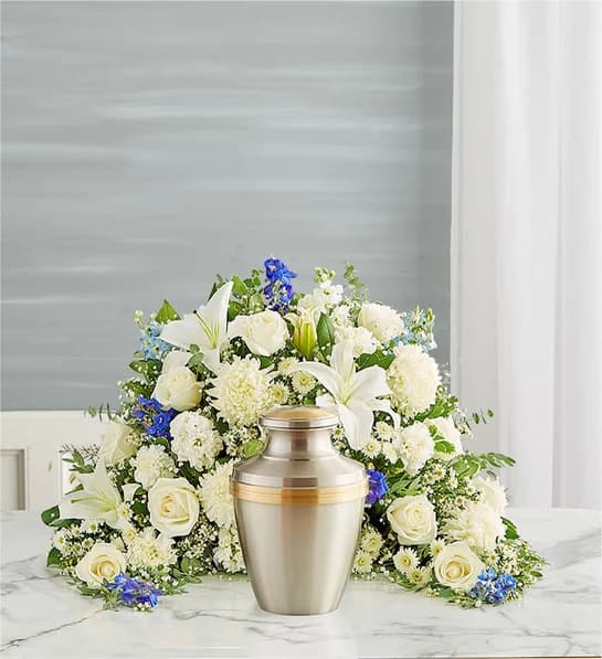Tranquil Blue & White Tribute